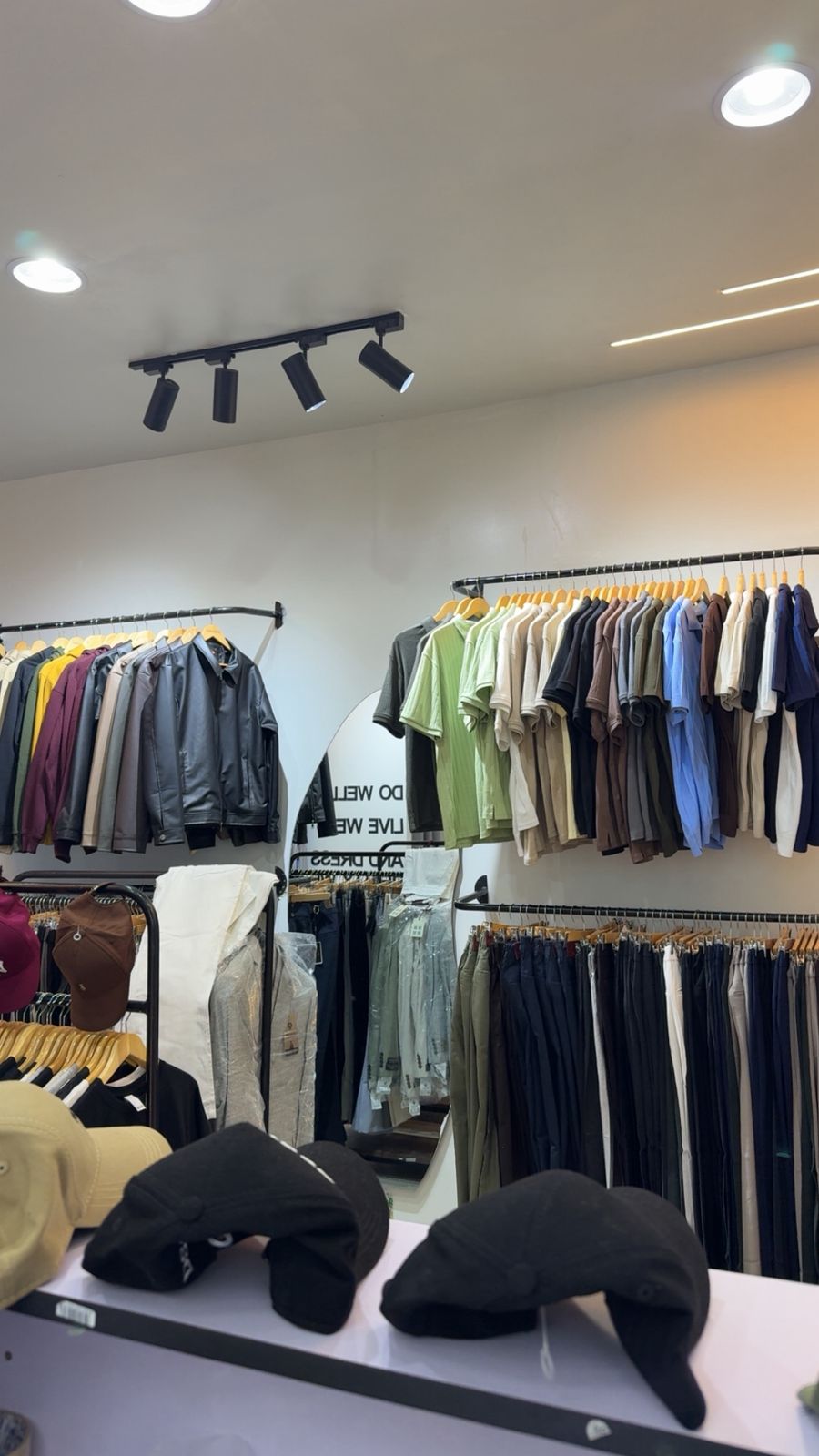 How to Build a Capsule Wardrobe in 2026